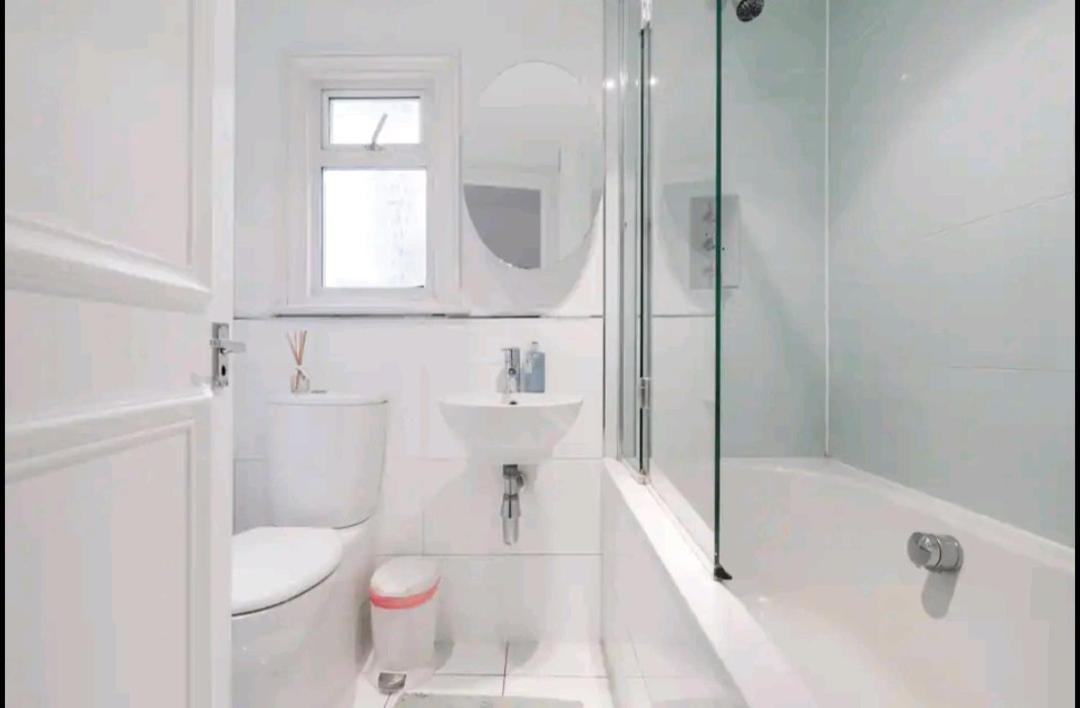 Stylish Room With Private Bath & Terrace In Super Central Clapham Junction Minutes From Victoria, Waterloo London Exterior photo
